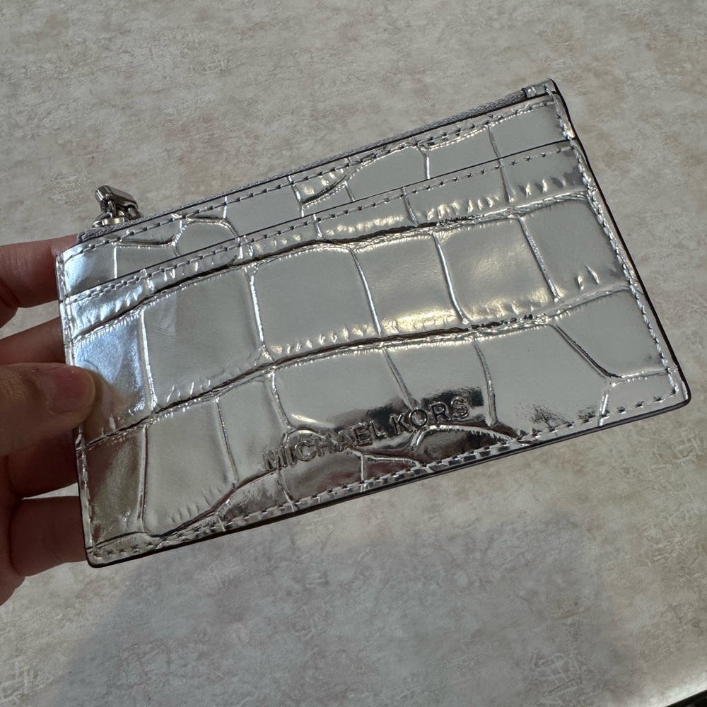 MICHAEL Michael Kors Empire Small Zip Card Case - Picture 4 of 8